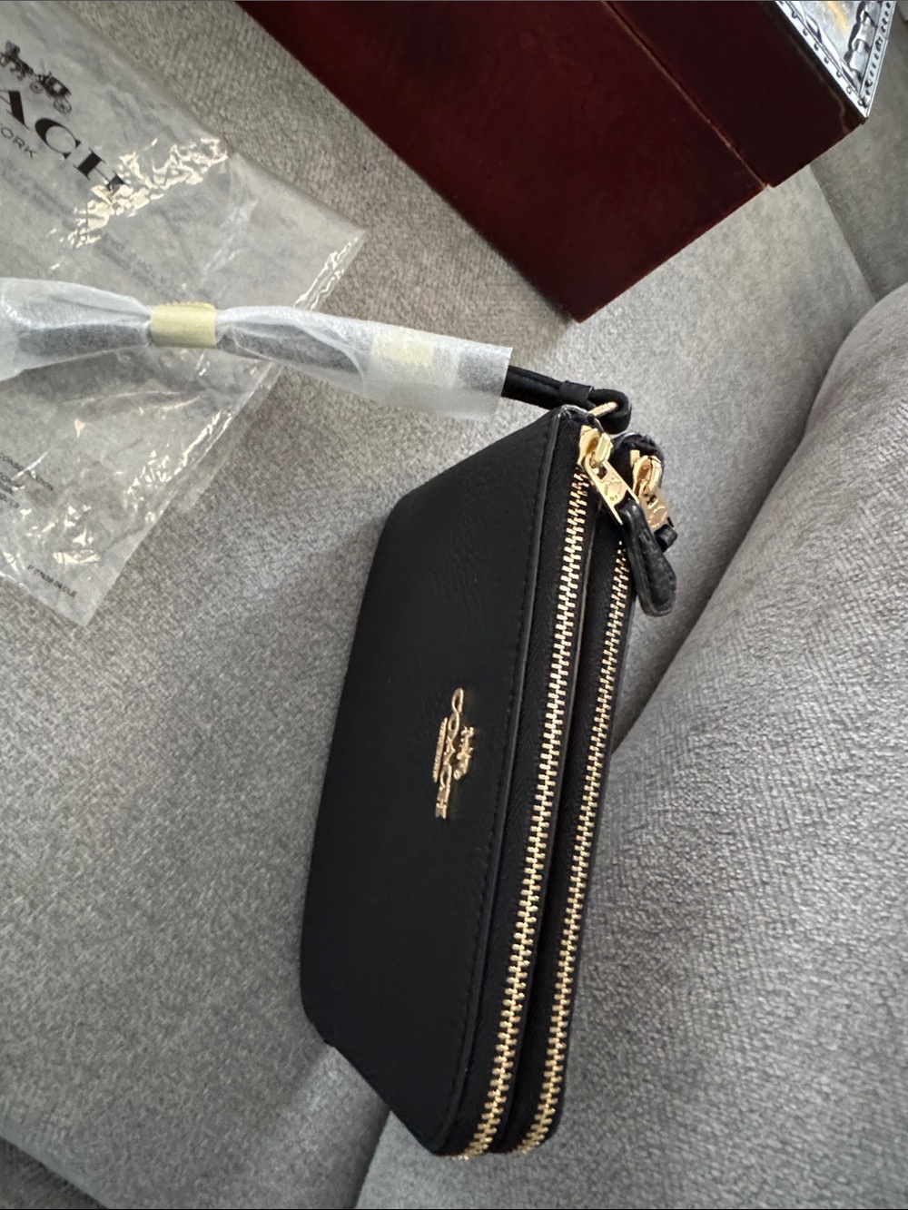 Coach Black Pebbled Leather Double Zip Pouch with Gold Logo New tags - Picture 2 of 3